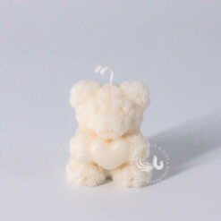 Nến Thơm Tạo Hình Gấu Teddy Ôm Tim Khử Mùi