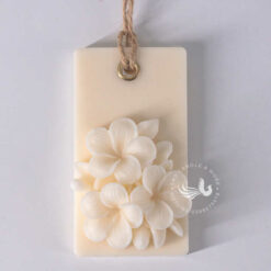 Sáp Thơm Handmade Họa Tiết Cum Hoa Sứ Thơm Phòng